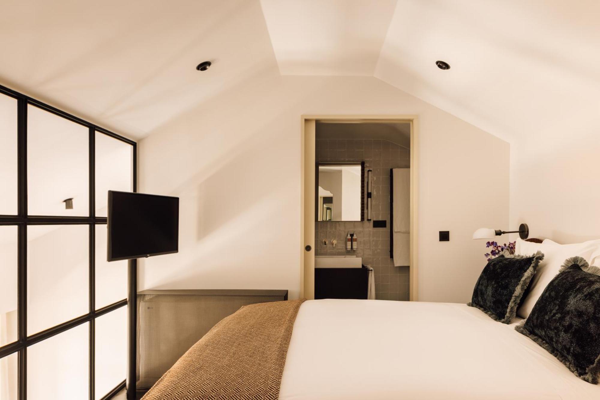 וילה נובה דה גאיה The Rebello Hotel & Spa - Small Luxury Hotels Of The World מראה חיצוני תמונה A bedroom at the hotel