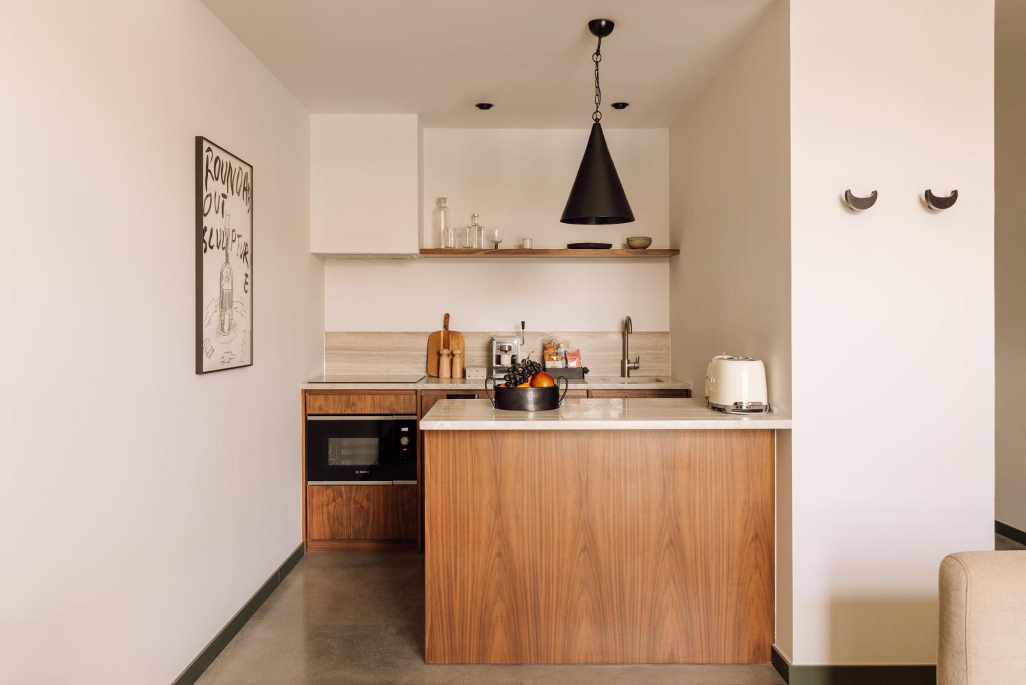 וילה נובה דה גאיה The Rebello Hotel & Spa - Small Luxury Hotels Of The World מראה חיצוני תמונה A kitchen in a micro apartment